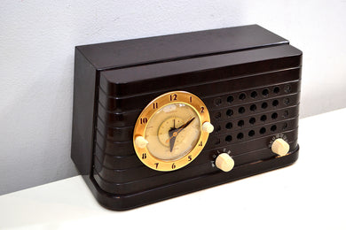 Merrimack Brown Bakelite Art Deco Post War 1949 Telechron Model 8H59 Tube AM Clock Radio First Clock Radio!