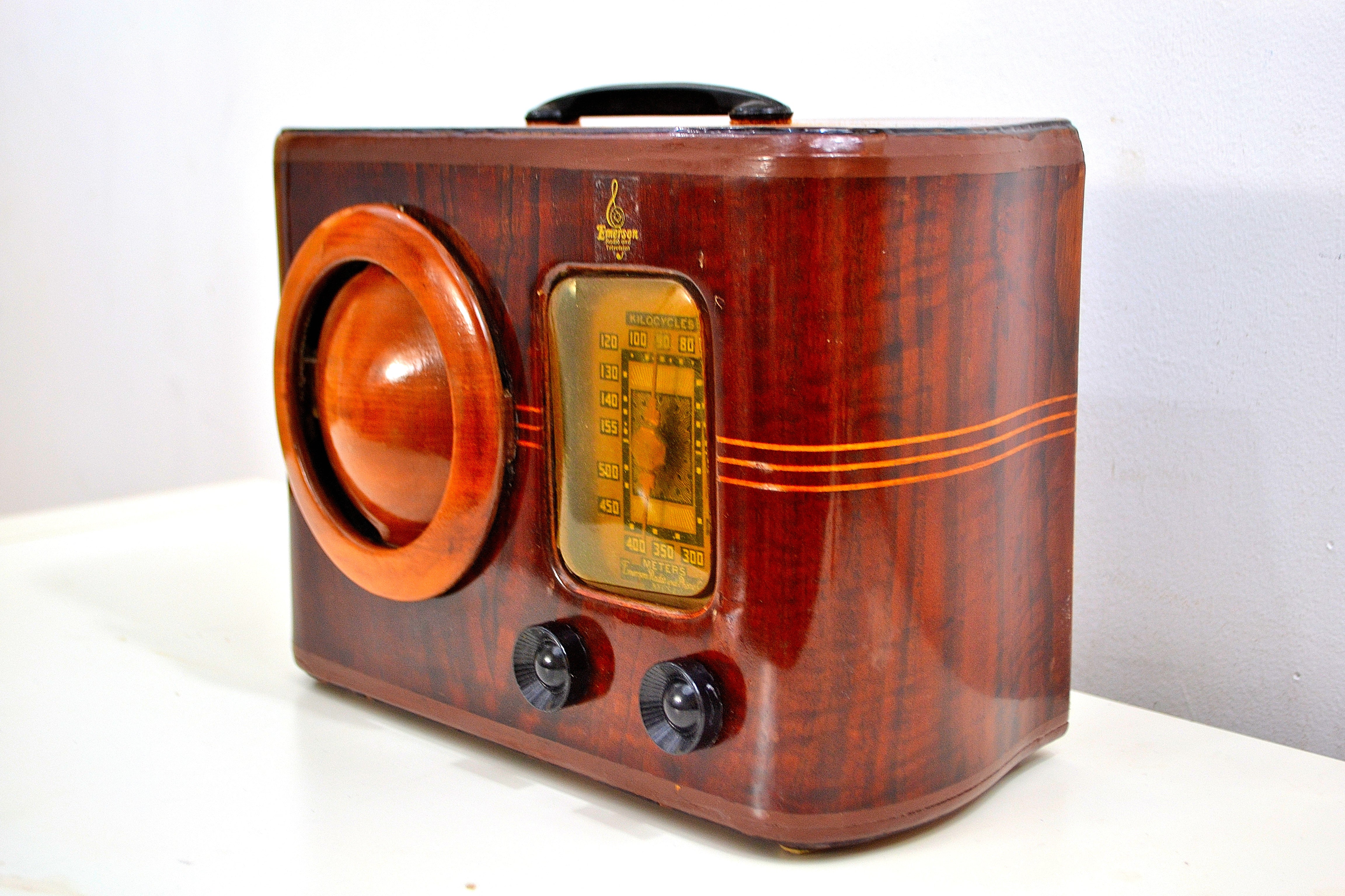 Golden Age of Radio 1939 Emerson Model 315 Wood Radio Ingraham