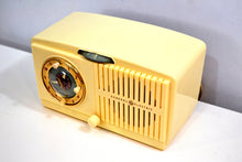 Load image into Gallery viewer, Ivory White Vintage 1948-49 General Electric Model 516F AM Vacuum Tube Radio Solid Player Popular Model! - [product_type} - General Electric - Retro Radio Farm