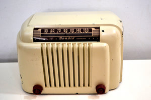 Ivory Art Deco Industrial Age 1949 Bendix Model 526 Bakelite AM Vacuum Tube Radio Classic Design! - [product_type} - Bendix Aviation - Retro Radio Farm