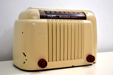 Ivory Art Deco Industrial Age 1949 Bendix Model 526 Bakelite AM Vacuum Tube Radio Classic Design!