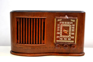 Golden Age 1945 Sonora RCU-208 AM Tube Radio Curvaceous Wooden Beauty! - [product_type} - Sonora - Retro Radio Farm