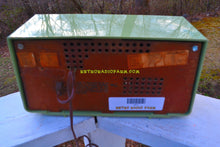 画像をギャラリービューアに読み込む, SOLD! - May 6, 2018 - AVOCADO Mid Century Retro 1962 Motorola A10G62 Tube AM Radio Cool Model Rare Color! Excellent Condition! - [product_type} - Motorola - Retro Radio Farm