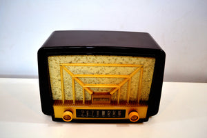 SOLD! - May 8, 2019 - Lustrous Brown and Boucle Grill Vintage 1950s Westinghouse H-327T60 AM Radio Looks Snazzy! - [product_type} - Westinghouse - Retro Radio Farm