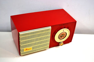 Rally Red and White 1955 General Electric Model 471 AM Tube Radio Real Charmer! - [product_type} - General Electric - Retro Radio Farm