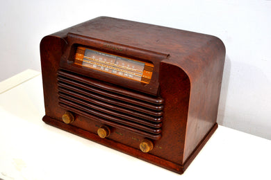 WWII Era 1942 Philco Transitone Model 42-322 AM Radio Sounds Great Hardwood Cabinet!