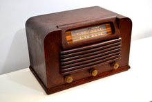 Load image into Gallery viewer, WWII Era 1942 Philco Transitone Model 42-322 AM Radio Sounds Great Hardwood Cabinet! - [product_type} - Philco - Retro Radio Farm
