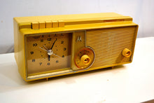Load image into Gallery viewer, Mustard Gold 1960 Motorola Model C5S42 Vacuum Tube AM Clock Radio Beautiful and Rare Color! - [product_type} - Motorola - Retro Radio Farm