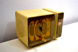 GROOVY Retro Solid State 1970's General Electric C3300A AM Clock Radio Alarm It's Dynamite! - [product_type} - General Electric - Retro Radio Farm