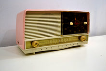 Charger l&#39;image dans la galerie, Powder Pink and White 1956 RCA Victor 8-C-7FE Vintage Tube AM Clock Radio Works Great! - [product_type} - RCA Victor - Retro Radio Farm