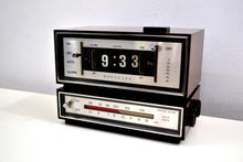 Load image into Gallery viewer, Genuine Faux Wood Grain 1974 Westclox AM/FM Solid State Clock Radio Alarm Rare Film Strip Model! - [product_type} - Westclox - Retro Radio Farm