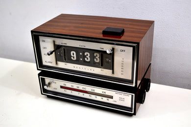 Genuine Faux Wood Grain 1974 Westclox AM/FM Solid State Clock Radio Alarm Rare Film Strip Model!