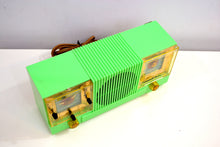 Load image into Gallery viewer, Cloisonne Green Mid Century 1952 Automatic Radio Mfg Tube AM Radio Cool Model Rare Color! - [product_type} - Automatic - Retro Radio Farm