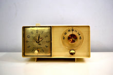Load image into Gallery viewer, Moderne Ivory 1962 General Electric Model C410 Tube AM Clock Radio Popular Model Original Box!