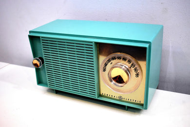 Turquoise 1959 General Electric Model T129 AM Vintage Radio Mid Century Retro Wonder!