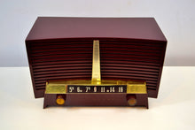 Charger l&#39;image dans la galerie, SOLD! - Dec 16, 2019 -Burgundy 1955 Westinghouse H-436T5 AM Tube Retro Radio Very Sweet Sounding! - [product_type} - Westinghouse - Retro Radio Farm