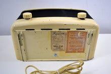 Load image into Gallery viewer, Ivory and Black Bakelite Vintage 1947 Farnsworth Model ET-061 AM Shortwave Radio Sounds Great! - [product_type} - Philco - Retro Radio Farm