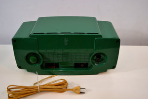 SOLD! - Sept 13, 2019 - Jade Green and Gold 1953 Zenith Model L622F AM Vintage Tube Radio Gorgeous Looking and Sounding! - [product_type} - Zenith - Retro Radio Farm