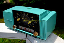 画像をギャラリービューアに読み込む, SOLD! - Nov 24, 2018 - Seafoam Green Mid Century Jetsons 1957 General Electric Model 912D Tube AM Clock Radio Sweet! - [product_type} - General Electric - Retro Radio Farm