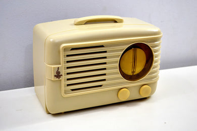 SOLD! - Feb. 7, 2020 - Ivory 1949 Emerson Model 581 Plaskon AM Tube Radio Golden Age Beauty!