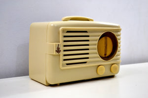 SOLD! - Feb. 7, 2020 - Ivory 1949 Emerson Model 581 Plaskon AM Tube Radio Golden Age Beauty! - [product_type} - Emerson - Retro Radio Farm