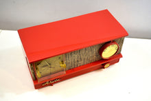 Load image into Gallery viewer, Flame and Burlap 1957 Arvin Model 5572 Tube Radio Looks Amazing Sounds Great! - [product_type} - Arvin - Retro Radio Farm