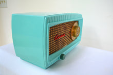 画像をギャラリービューアに読み込む, SOLD! - Aug 3, 2018 - TURQUOISE AND WICKER Retro Vintage 1949 Capehart Model 3T55B AM Tube Radio - [product_type} - Capehart - Retro Radio Farm