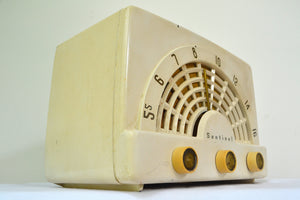 SOLD! - Nov 24, 2018 - Deco-Licious Ivory 1953 Sentinel Model 344 AM Tube Radio Excellent Condition Sounds Divine! - [product_type} - Sentinel - Retro Radio Farm