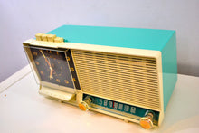 Charger l&#39;image dans la galerie, SOLD! - Sept 17, 2019 - Aqua and White Mid Century Vintage 1960 General Electric C-451B AM Tube Clock Radio Wow! - [product_type} - General Electric - Retro Radio Farm