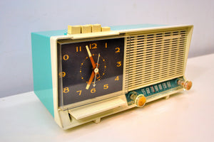 SOLD! - Sept 17, 2019 - Aqua and White Mid Century Vintage 1960 General Electric C-451B AM Tube Clock Radio Wow! - [product_type} - General Electric - Retro Radio Farm