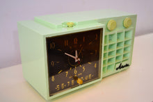 画像をギャラリービューアに読み込む, Mist Green Mid Century Retro Jetsons 1957 Arvin 5561 Tube AM Clock Radio Totally Restored! - [product_type} - Arvin - Retro Radio Farm