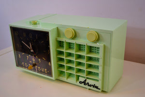 Mist Green Mid Century Retro Jetsons 1957 Arvin 5561 Tube AM Clock Radio Totally Restored!