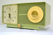 Charger l&#39;image dans la galerie, SOLD! - Aug 15, 2018 - BLUETOOTH MP3 UPGRADE ADDED - SPRING GREEN 1958 GE General Electric Tube AM Radio Model C-438B Radio So Fresh! - [product_type} - General Electric - Retro Radio Farm