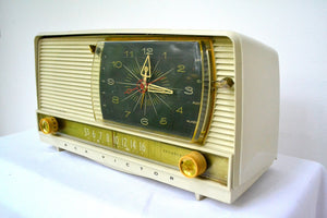 Beige Beauty 1959 RCA Victor 9-C-71 Tube AM Clock Radio Works Great! - [product_type} - RCA Victor - Retro Radio Farm