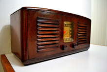 Charger l&#39;image dans la galerie, SOLD! - Sept 24, 2019 - Beautiful Solid Wood Retro Art Deco 1941 RCA Victor 55X Tube Radio Twin Speakers! - [product_type} - RCA Victor - Retro Radio Farm