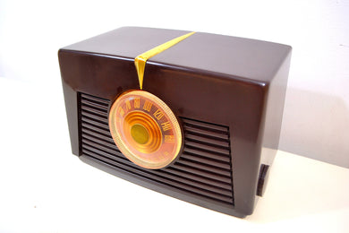 売れました！ - 2019 年 8 月 10 日 - Bluetooth MP3 対応 - ヴィンテージ 1949 RCA Victor Model 8X541 AM 真空管ラジオ 当時の人気モデル!