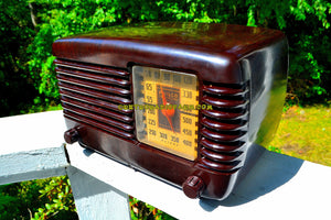 SOLD! - Sept 28, 2017 - BLUETOOTH MP3 Ready - BROWN MARBLED Swirly Vintage Deco Retro 1946 Philco Transitone 46-200 AM Bakelite Tube Radio Excellent Working Condition!