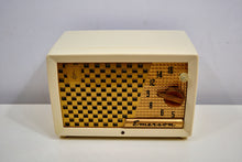 Charger l&#39;image dans la galerie, SOLD! - Dec. 14, 2019 - Ivory and Gold Retro Vintage 1955 Emerson Model 729B AM Tube Radio Totally Restored! - [product_type} - Emerson - Retro Radio Farm