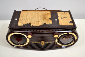 SOLD! - Sept 14, 2019 - Owl Eyes Brown and Gold Vintage 1950 Zenith 5-L-03 AM Tube Clock Radio Mid Century Charmer! - [product_type} - Zenith - Retro Radio Farm