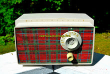 画像をギャラリービューアに読み込む, SOLD! - Oct 28, 2017 - SCOTTISH PLAID Mid Century Retro Vintage 1956 Westinghouse H-503T5B Tube AM Radio Rare and Kitchy! - [product_type} - Westinghouse - Retro Radio Farm