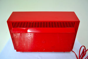 SOLD! - Sept 16, 2018 - - BLUETOOTH MP3 UPGRADE ADDED - Caliente Red and White 1957 General Electric 862 Tube AM Radio - [product_type} - General Electric - Retro Radio Farm