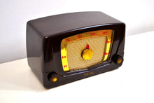Load image into Gallery viewer, SOLD! - Sept 15, 2019 - Espresso Brown Retro Vintage 1952 Silvertone Model 5 AM Tube Radio Works Great! Popular Model Back in the Day! - [product_type} - Silvertone - Retro Radio Farm