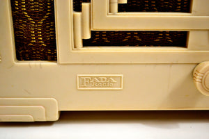 SOLD! - Jan 15, 2020 - Carrara White Ivory Plaskon Vintage 1939 Fada Model L-96V AM Radio Art Deco Dream! - [product_type} - Fada - Retro Radio Farm