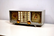 Charger l&#39;image dans la galerie, SOLD! - Sept 29, 2019 - Hull Grey 1955 Zenith Super Deluxe Model R623G AM Tube Radio Bells and Whistles! - [product_type} - Zenith - Retro Radio Farm
