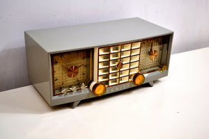 SOLD! - Sept 29, 2019 - Hull Grey 1955 Zenith Super Deluxe Model R623G AM Tube Radio Bells and Whistles! - [product_type} - Zenith - Retro Radio Farm