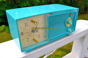 SOLD! - Nov 4, 2017 - TURQUOISE BEAUTY Mid Century Jetsons 1959 Zenith Model E514B Tube AM Clock Radio Pristine Condition! - [product_type} - Zenith - Retro Radio Farm