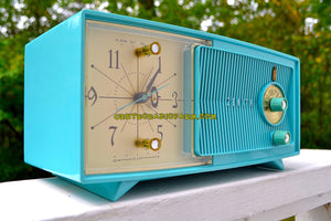 SOLD! - Nov 4, 2017 - TURQUOISE BEAUTY Mid Century Jetsons 1959 Zenith Model E514B Tube AM Clock Radio Pristine Condition! - [product_type} - Zenith - Retro Radio Farm