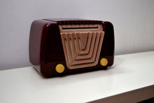 Charger l&#39;image dans la galerie, SOLD! - Nov. 6, 2019 - Bordeaux Burgundy 1949 Motorola Model 68X-11Q Vintage Tube AM Clock Radio Art Deco Classic! - [product_type} - Motorola - Retro Radio Farm