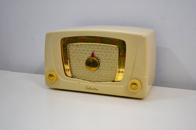 Ivory Cream Silvertone 1951 Model 6 AM Tube Bakelite Radio Plays Like A Champ!