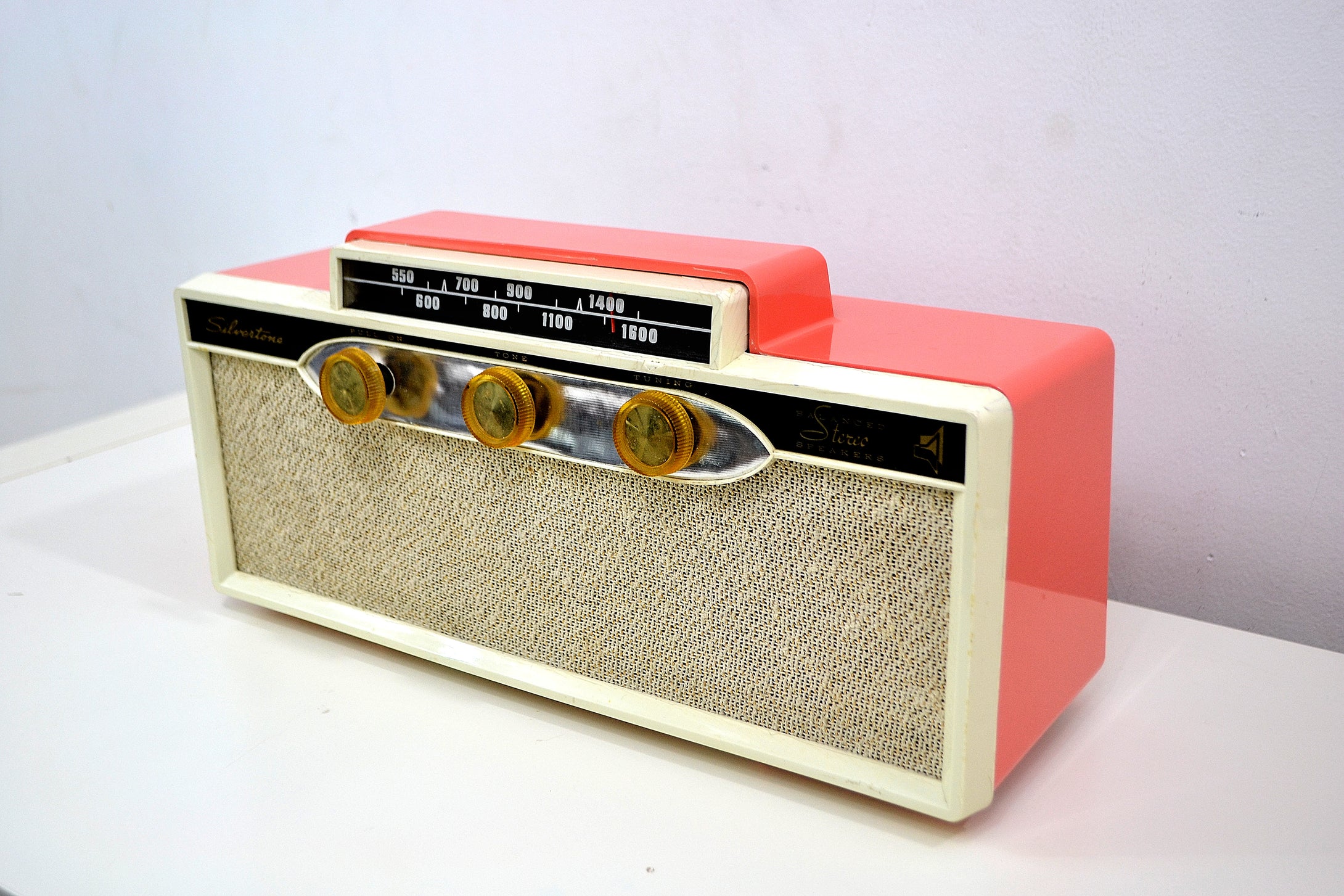 SOLD! - Oct. 25, 2018 - 1959 Silvertone 9009 AM Antique Radio in Coral Pink - [product_type} - Silvertone - Retro Radio Farm